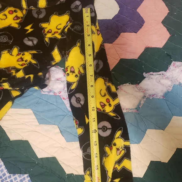 Pokemon Robe - Picture 4 of 6